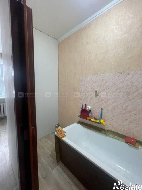 Продажа 1-комн квартиры ул. Липатова, дом 15