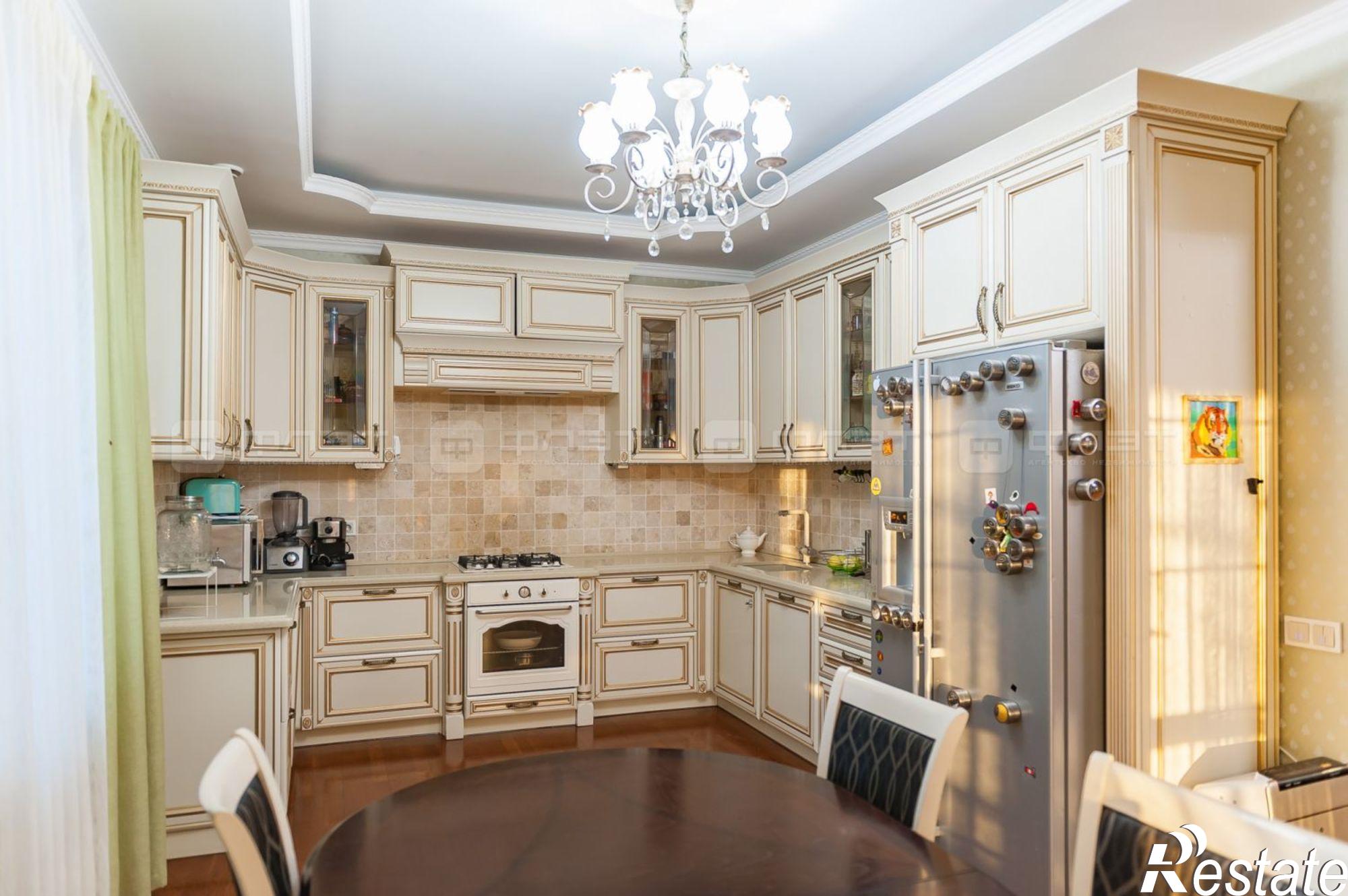 Купить дачу, дом, коттедж за 32 000 000 рублей на ул. Усердная, дом 54