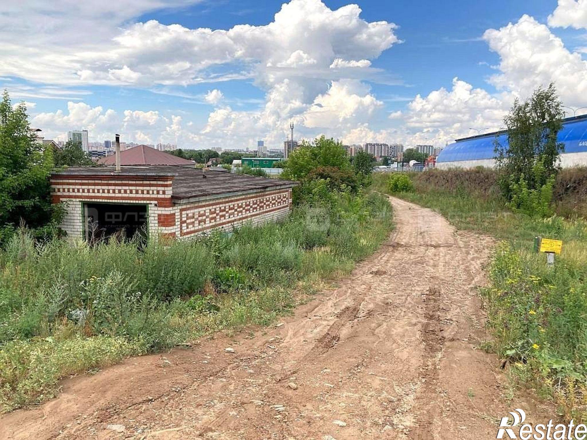 Купить землю, земельный участок за 18 000 000 рублей на ул. Школьная, дом 228