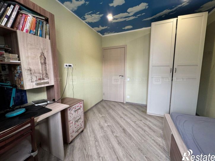 4-комн квартира ул. Юлиуса Фучика, дом 98