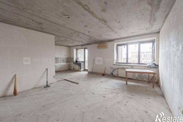 2-комн квартира ул. Галиаскара Камала, дом 49
