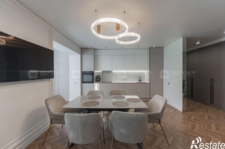 4-комн квартира ул. Разведчика Ахмерова, дом 7