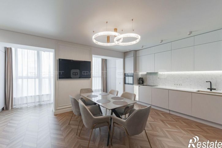 4-комн квартира ул. Разведчика Ахмерова, дом 7