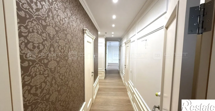 4-комн квартира ул. Чистопольская, дом 82