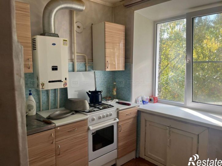 4-комн квартира ул. Химиков, дом 59