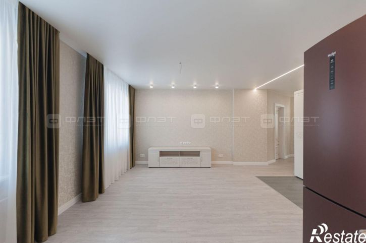 3-комн квартира пр-кт. Альберта Камалеева, дом 32б