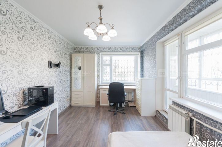 3-комн квартира ул. Курашова, дом 20