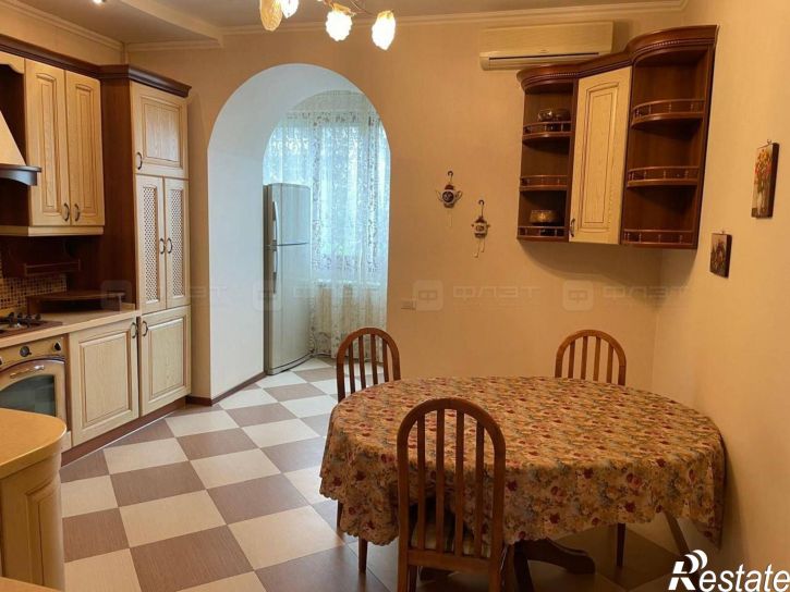 3-комн квартира ул. Юлиуса Фучика, дом 12а