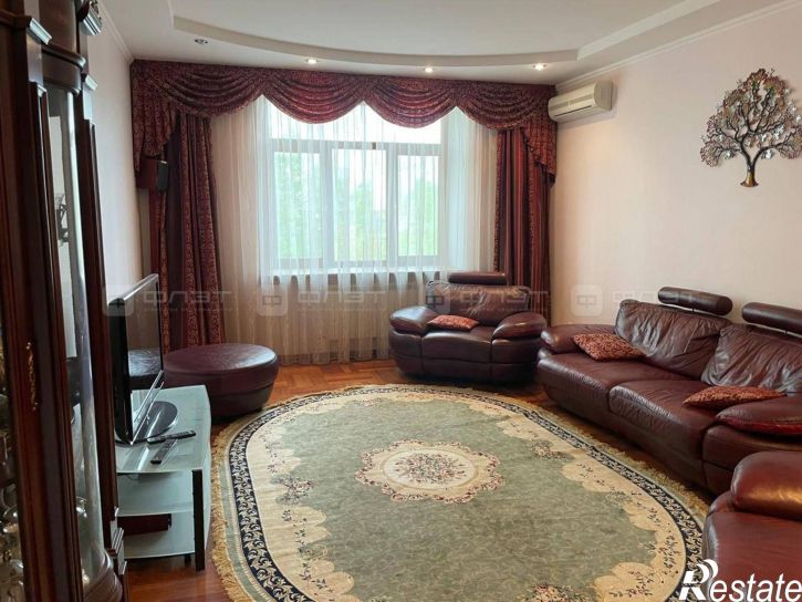 3-комн квартира ул. Юлиуса Фучика, дом 12а