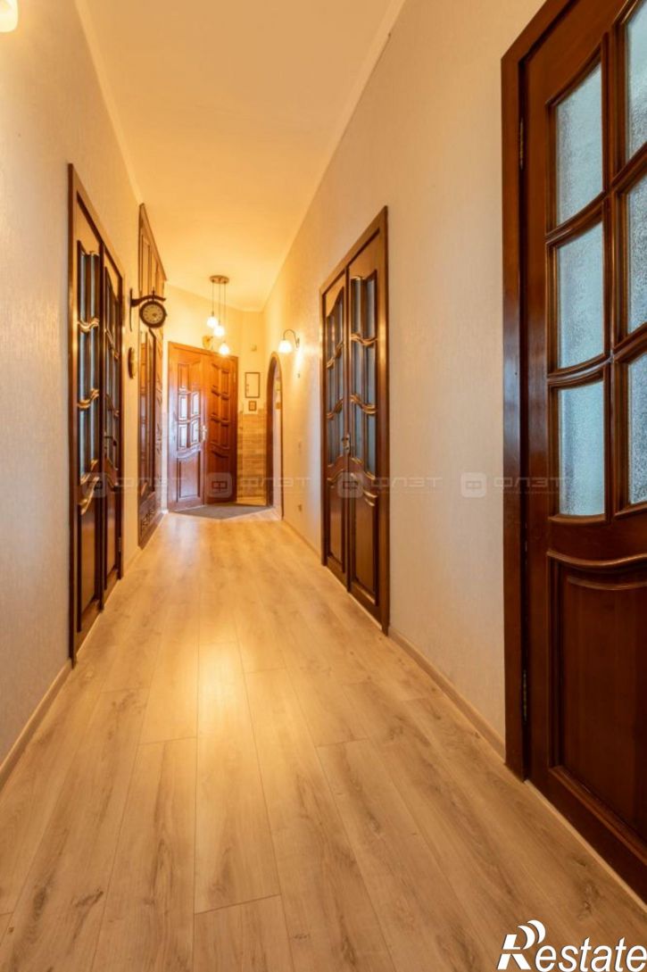 4-комн квартира ул. Карла Маркса, дом 23