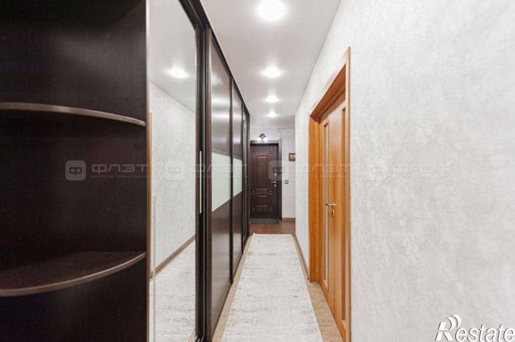 3-комн квартира ул. Большая, дом 108