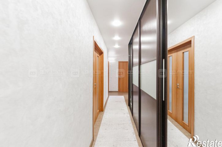 3-комн квартира ул. Большая, дом 108