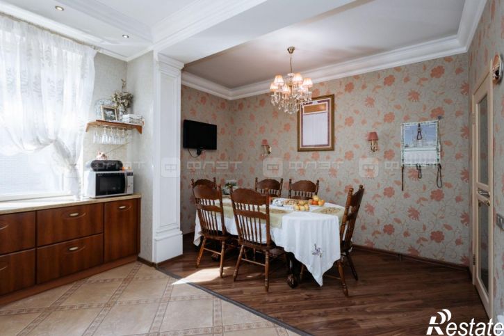 3-комн квартира ул. Бутлерова, дом 31