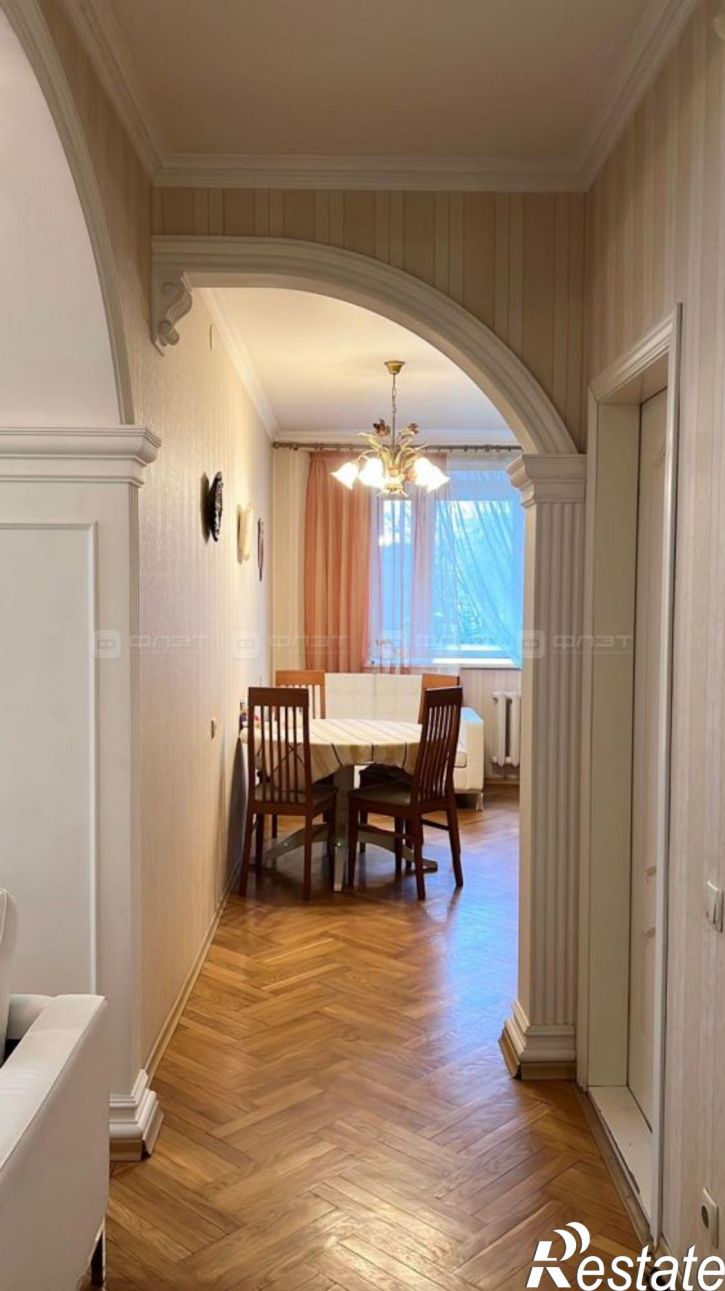 3-комн квартира ул. Адоратского, дом 17