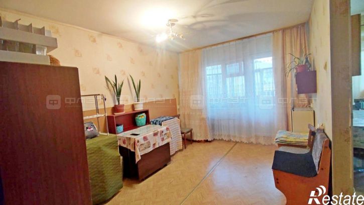 Комната ул. 40-летия Октября, дом 19