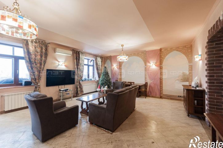 3-комн квартира ул. Тельмана, дом 23