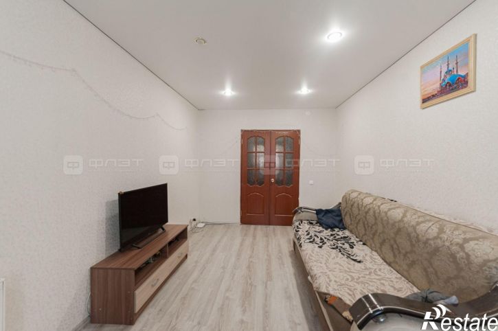 2-комн квартира пр. Победы, дом 210