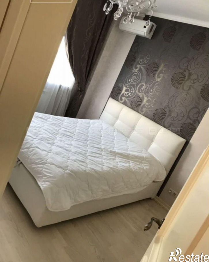 3-комн квартира пр-кт. Альберта Камалеева, дом 14