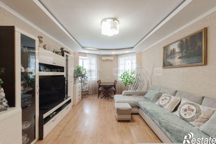 3-комн квартира ул. Болотникова, дом 9