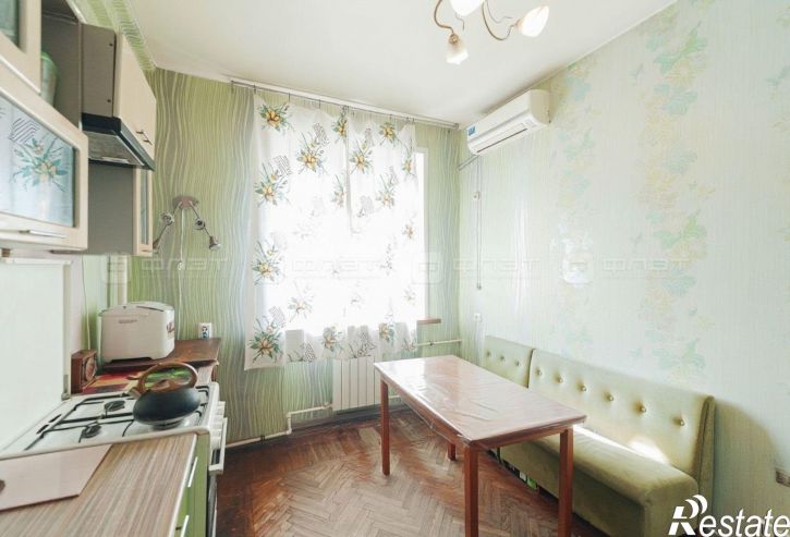 4-комн квартира ул. Гагарина, дом 83