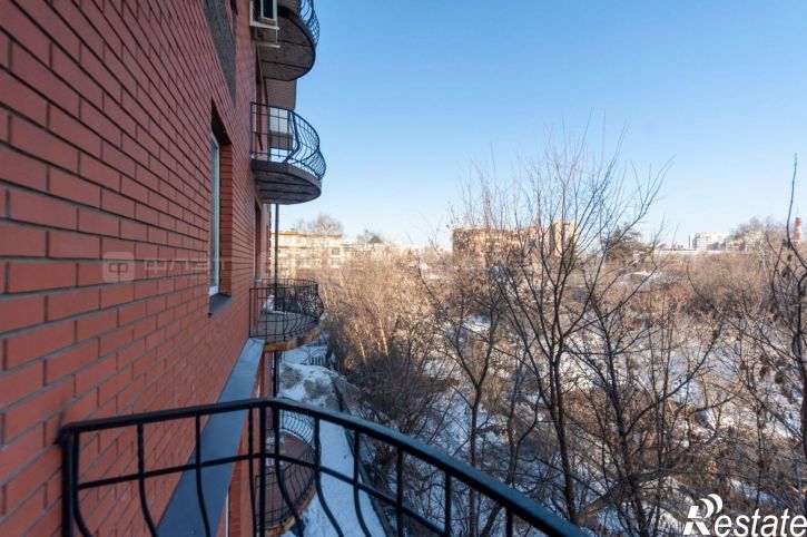 4-комн квартира ул. Айвазовского, дом 14А