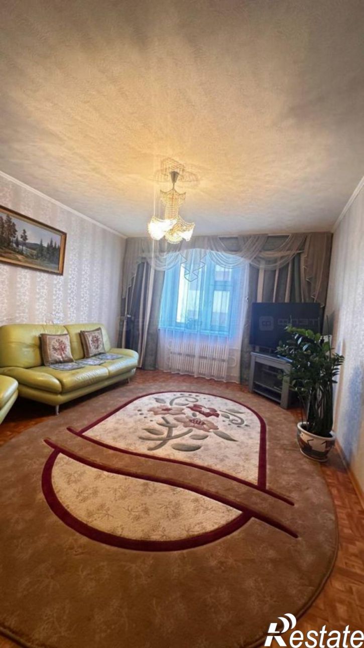 4-комн квартира ул. Закиева, дом 5