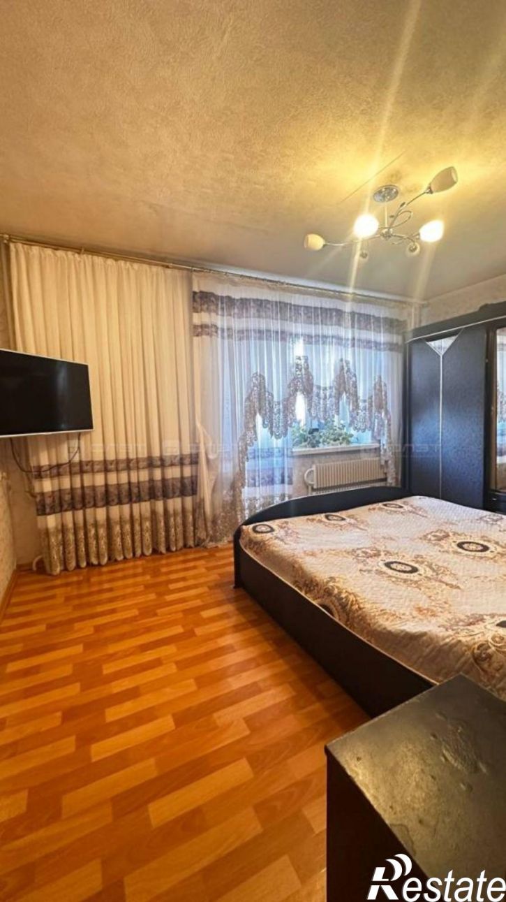 4-комн квартира ул. Закиева, дом 5