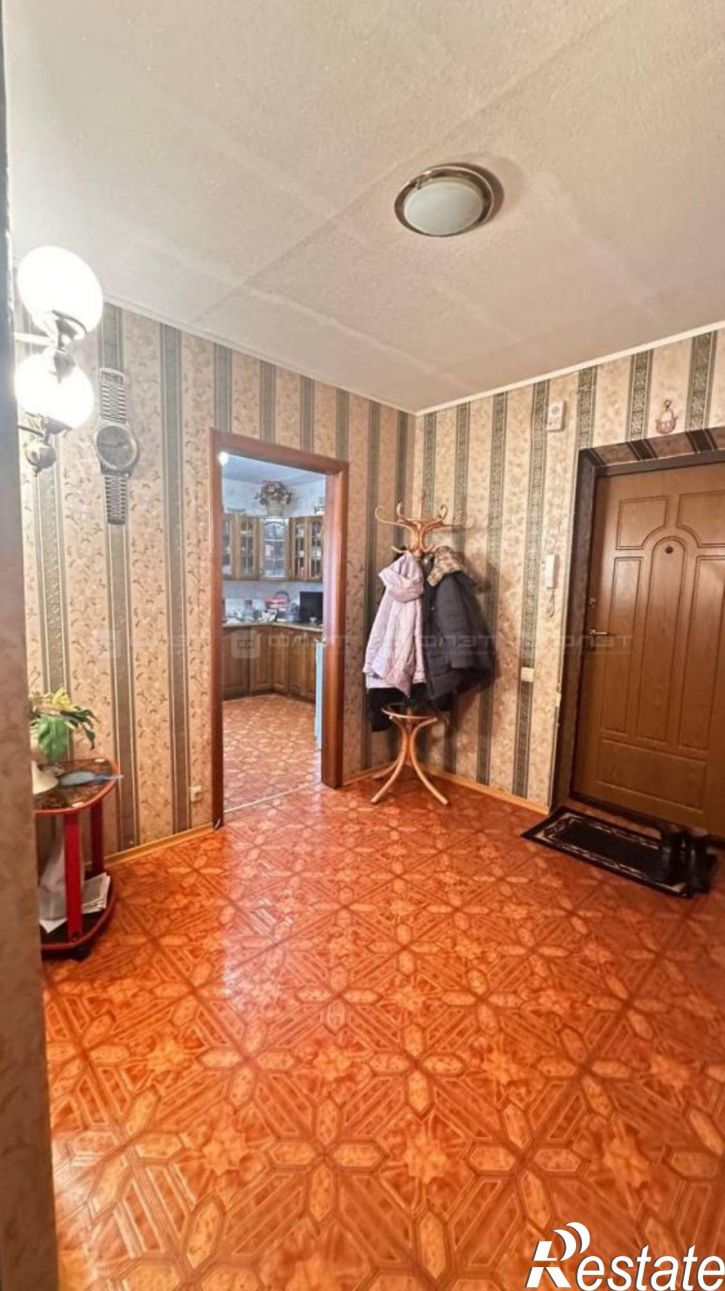 4-комн квартира ул. Закиева, дом 5