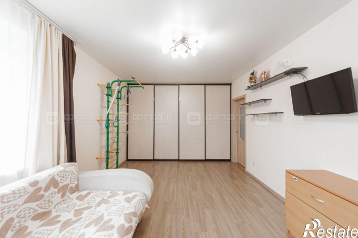 2-комн квартира ул. Рауиса Гареева, дом 94