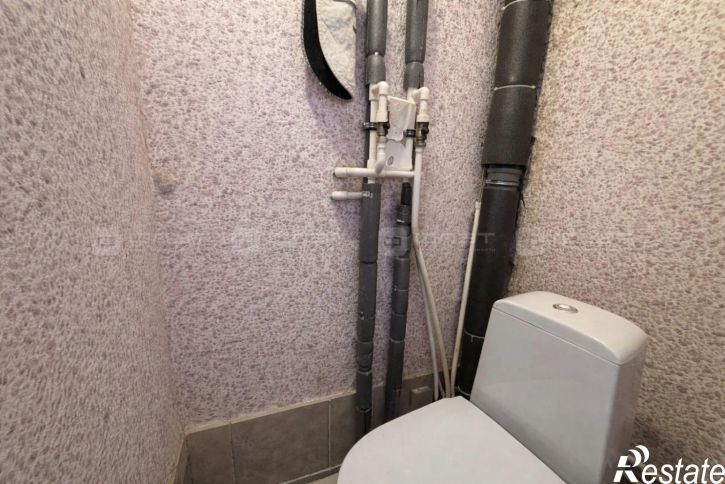 Комната ул. Дементьева, дом 7а