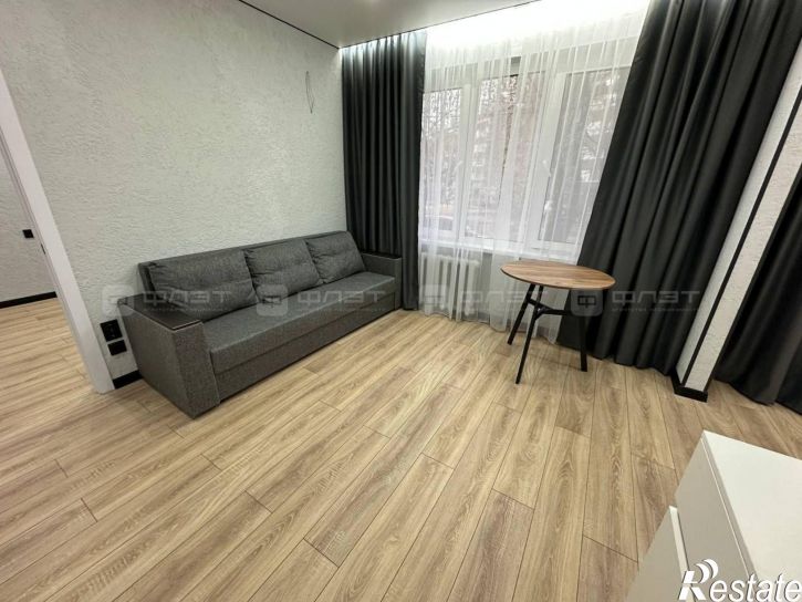 2-комн квартира ул. Короленко, дом 67