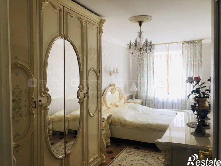 2-комн квартира ул. Бари Галеева, дом 8