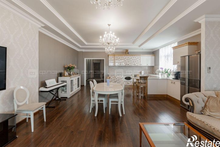 3-комн квартира ул. Меридианная, дом 4