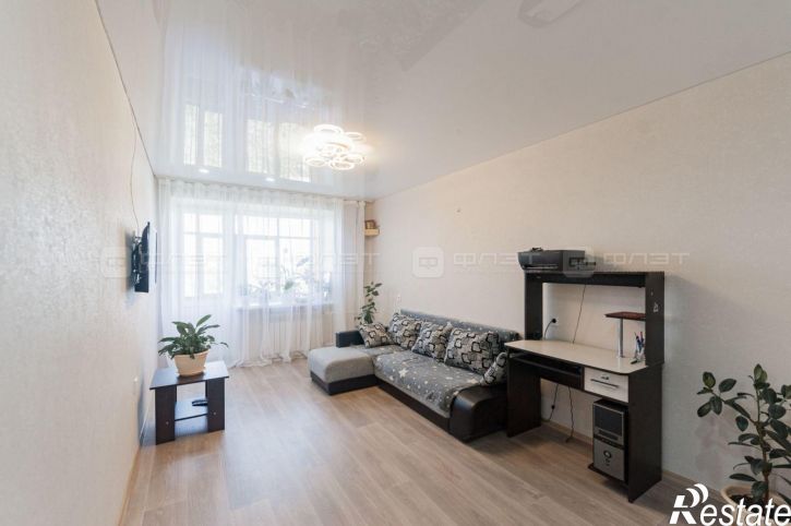 3-комн квартира ул. Революционная, дом 49