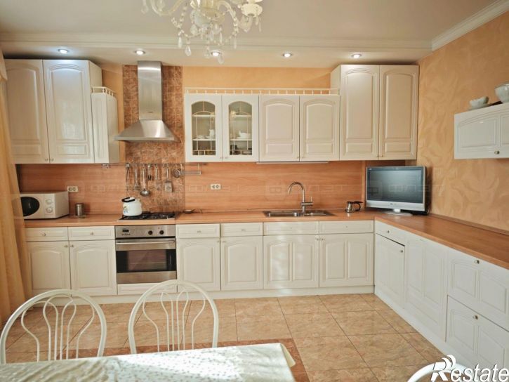 3-комн квартира ул. Рихарда Зорге, дом 30а