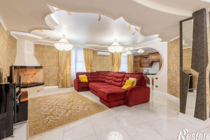 3-комн квартира ул. Габдуллы Кариева, дом 10