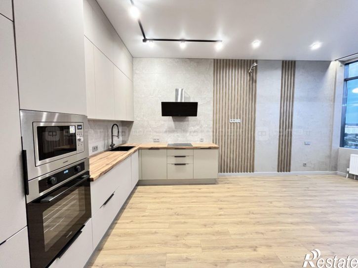 3-комн квартира ул. Танковая, дом 2