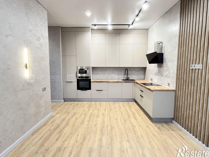 3-комн квартира ул. Танковая, дом 2
