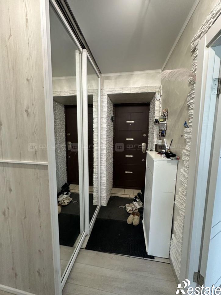 3-комн квартира ул. Короленко, дом 53