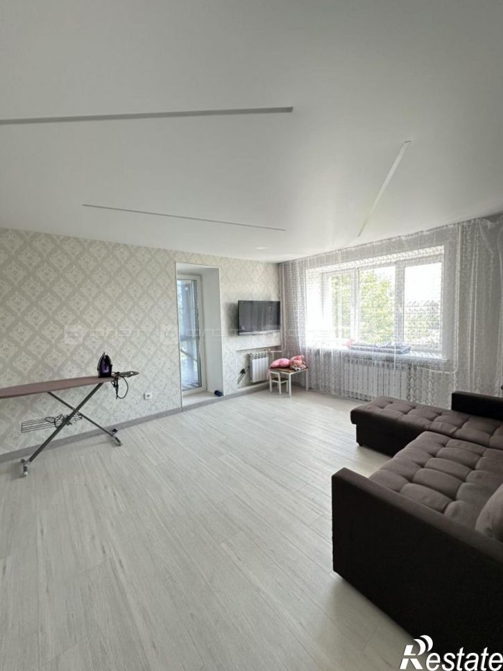3-комн квартира ул. Короленко, дом 53