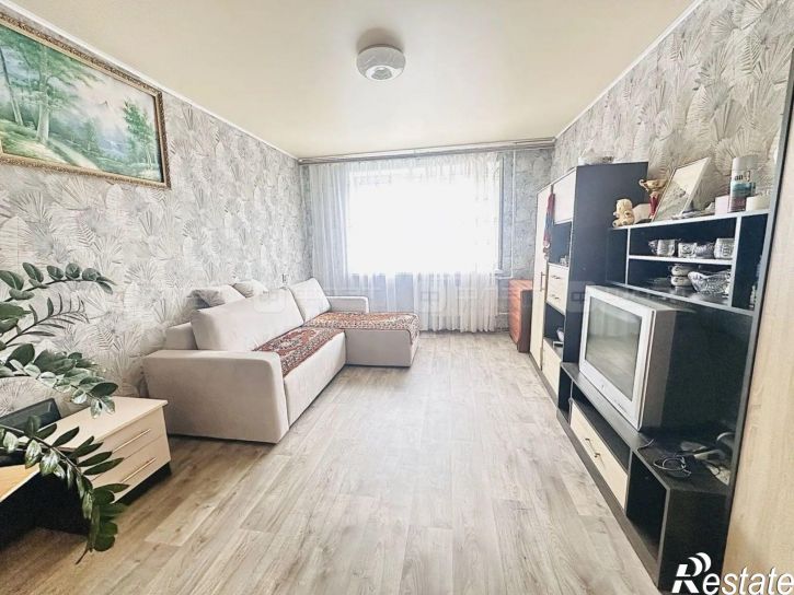 3-комн квартира ул. Серова, дом 12
