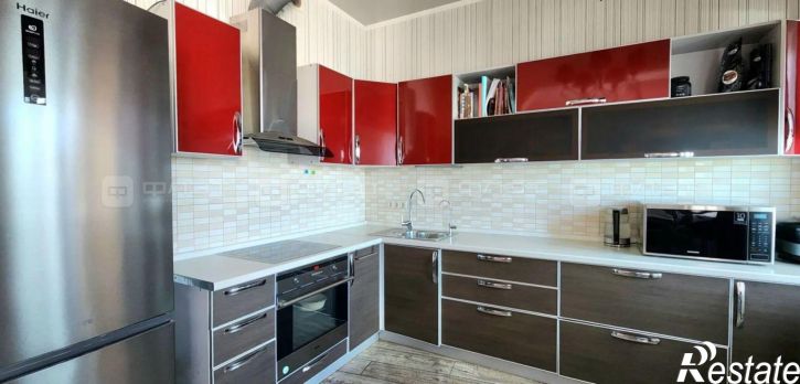 4-комн квартира ул. Чистопольская, дом 38