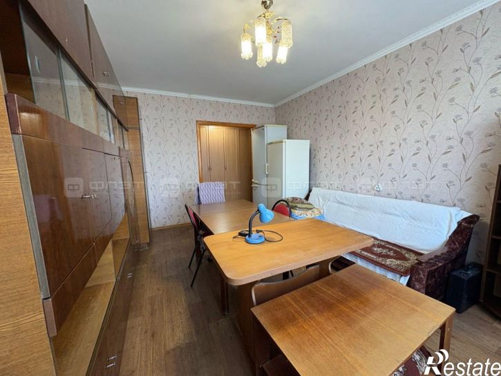 3-комн квартира ул. Адоратского, дом 21