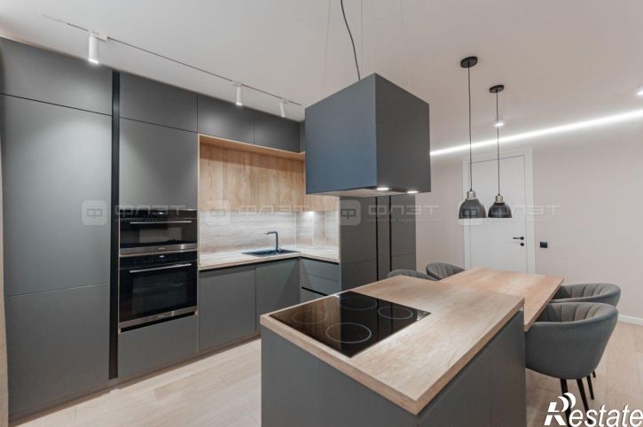 3-комн квартира ул. Патриса Лумумбы, дом 58