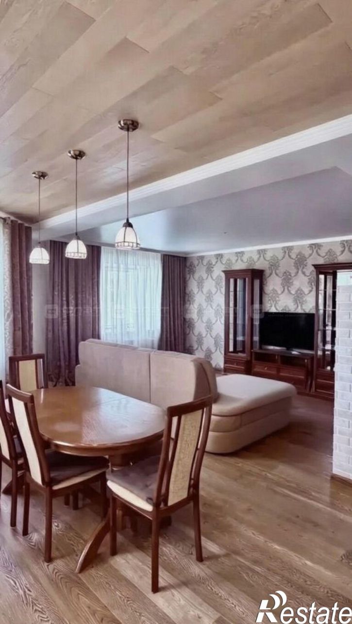 3-комн квартира ул. Ягодинская, дом 25