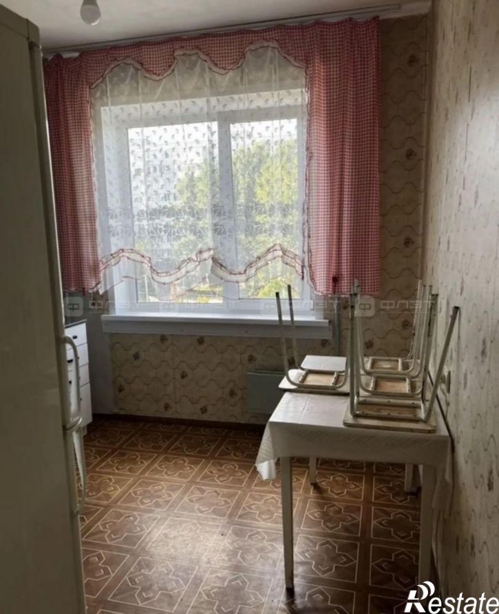 2-комн квартира ул. Адоратского, дом 39