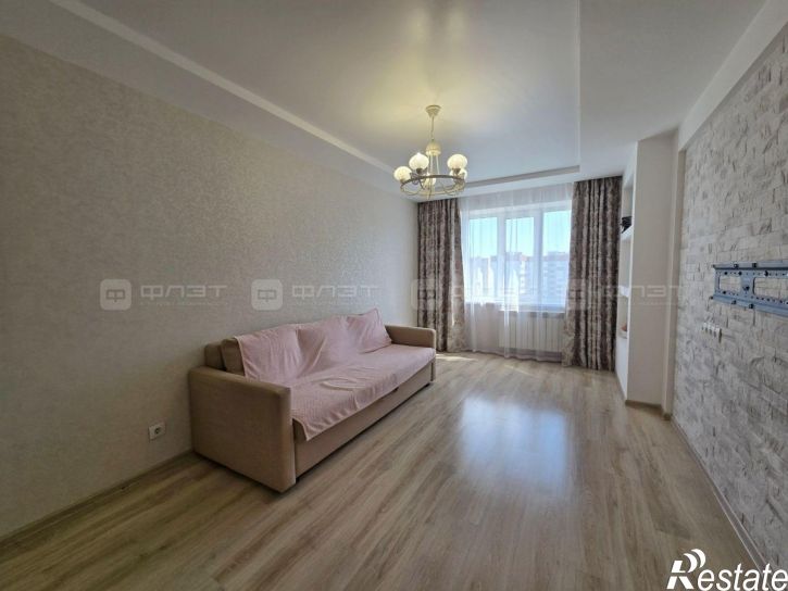 4-комн квартира ул. Юлиуса Фучика, дом 127