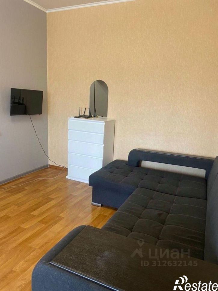 1-комн квартира пр-кт Победы, 230,  д. 230