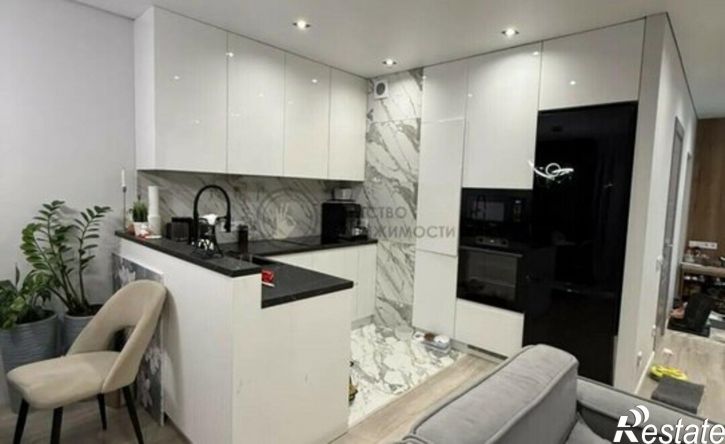 3-комн квартира ул Короленко, 28Б,  д. 28Б