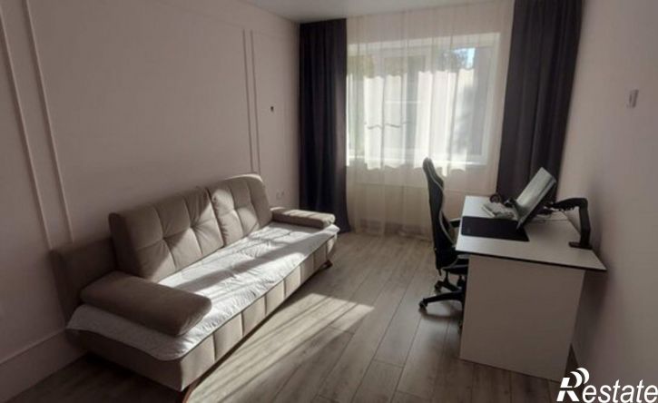 3-комн квартира ул Айдарова, 8А,  д. 8А